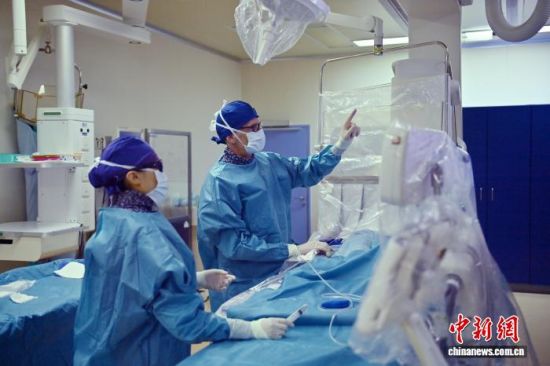 10��17���������L(zh��ng)����������(��)�����g(sh��)�С����� �z