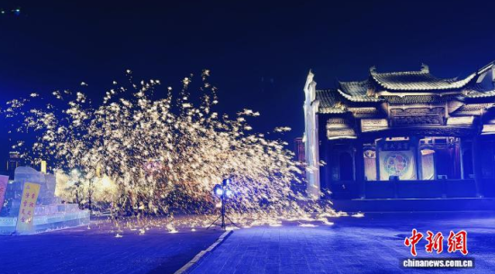 �����д����ϵ���Ļ��w��������ʯ���� �z