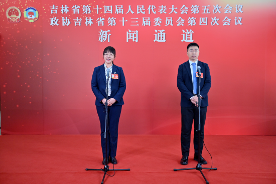 1��26���������f(xi��)����ʡ��ʮ����ί�T�����ĴΕ��hί�Tͨ���ϣ��S����(��һ)�ش�ӛ���ᆖ�� ���� �z