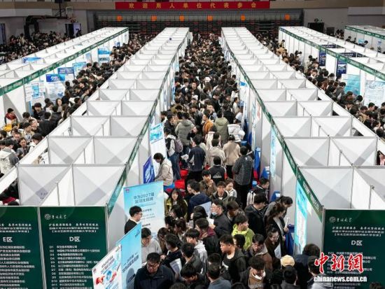 3��27���������L�������ִ�W��Ƹ�F(xi��n)��ʮ�ֻ𱬡����� �z